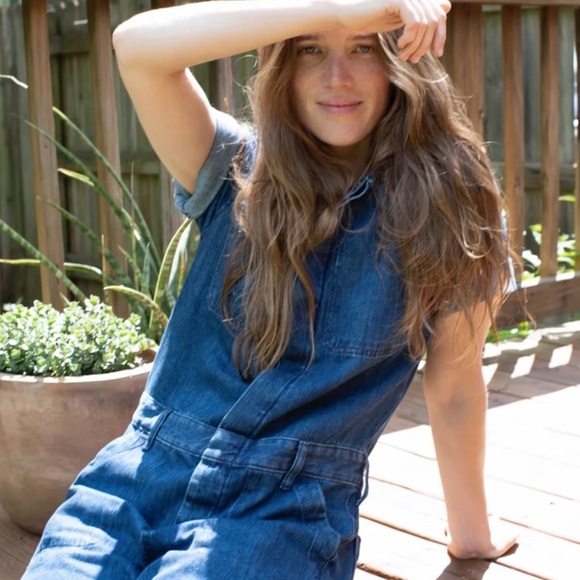 EVERLANE SUPER SOFT SUMMER JEAN JUMPSUIT 6 - Picture 4 of 16